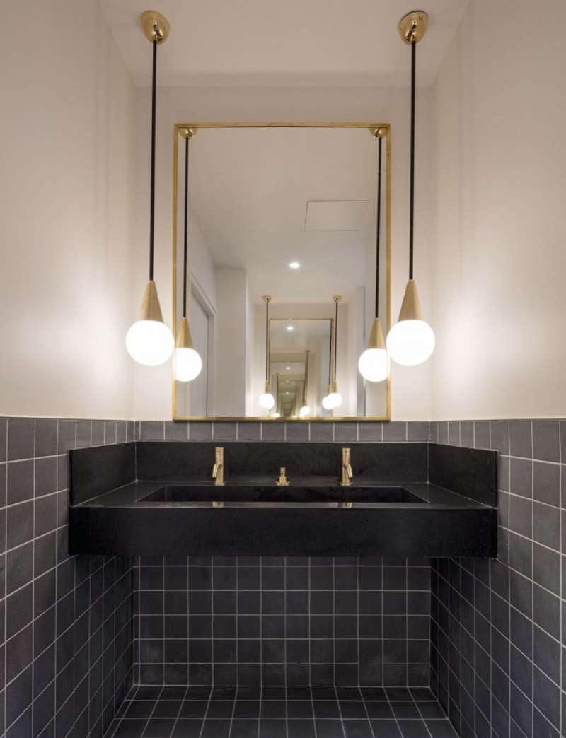 Axel Schoenert Architects: Versatile Master Bathrooms Projects