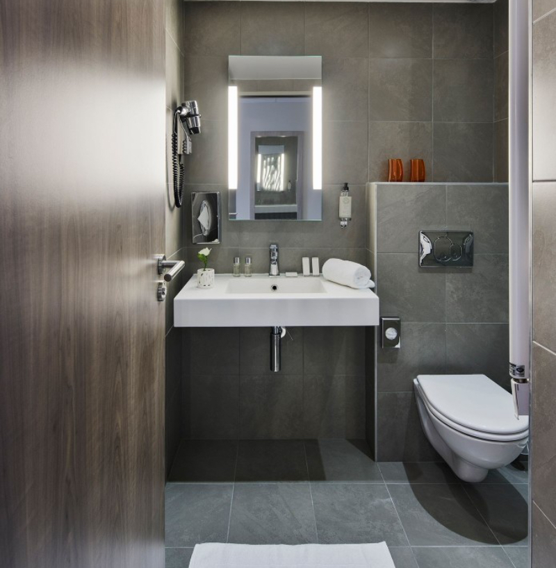 Axel Schoenert Architects: Versatile Master Bathrooms Projects