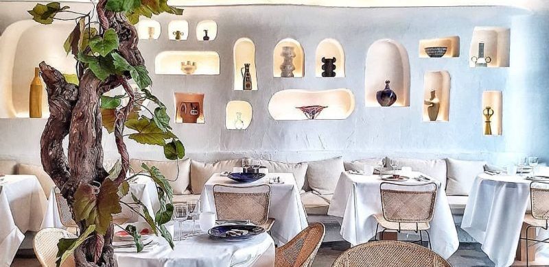 Jacquemus & Caviar Kaspia Opened A Mediterranean Restaurant In Paris