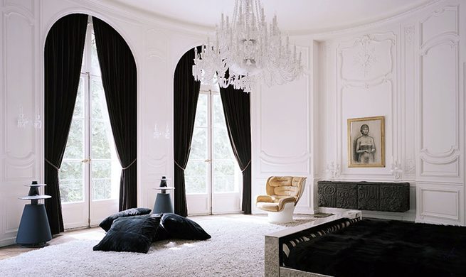 Lenny Kravitz Opens The Door To His Parisian Home!