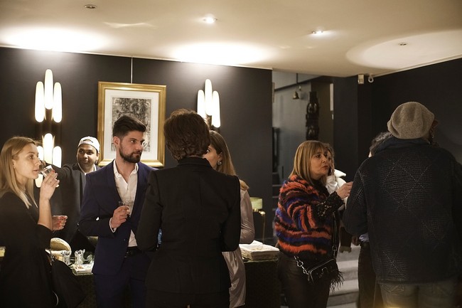 Luxury Design In Paris Gets A New Meaning with Covet Paris Showroom 7