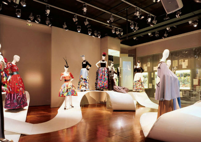 See the Interiors of Yves Saint Laurent's Former Shop in Paris