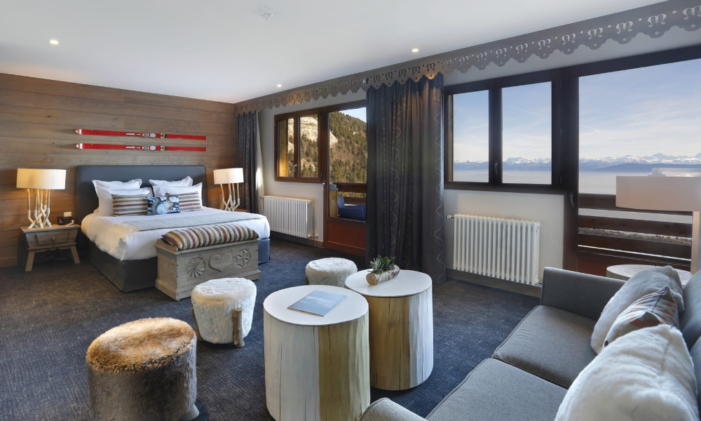 Xavier Cartron: Impressive Design Projects with Luxurious Rugs