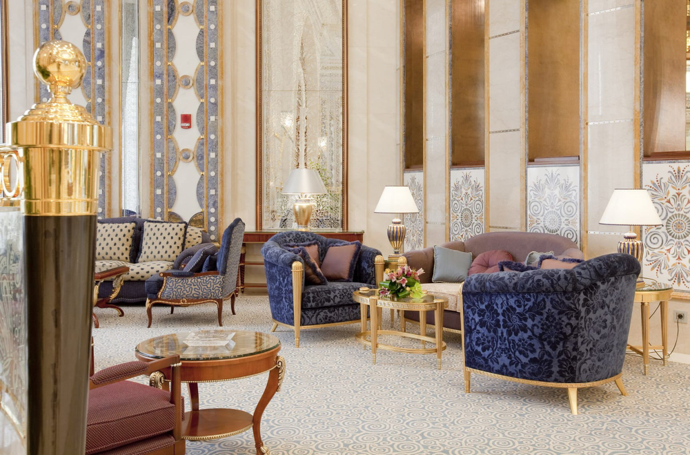 Xavier Cartron: Impressive Design Projects with Luxurious Rugs