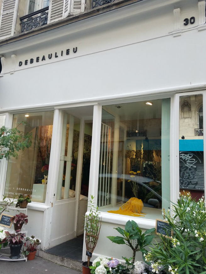 You Need to See This Insider's Shopping Guide to Paris